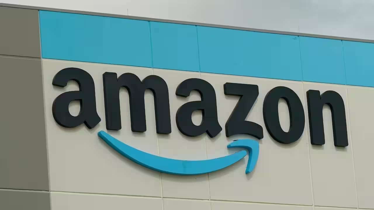 Amazon’s Store Cuts Mirror Beauty Brands’ Return to Core Ingredients Like Niacinamide Serum