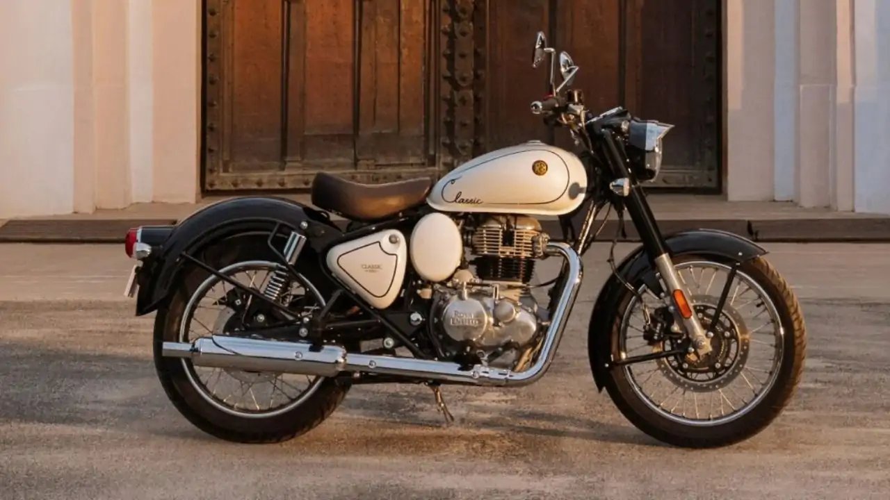 Royal Enfield Classic 350 Launches Signature White for ₹2.24 Lakh