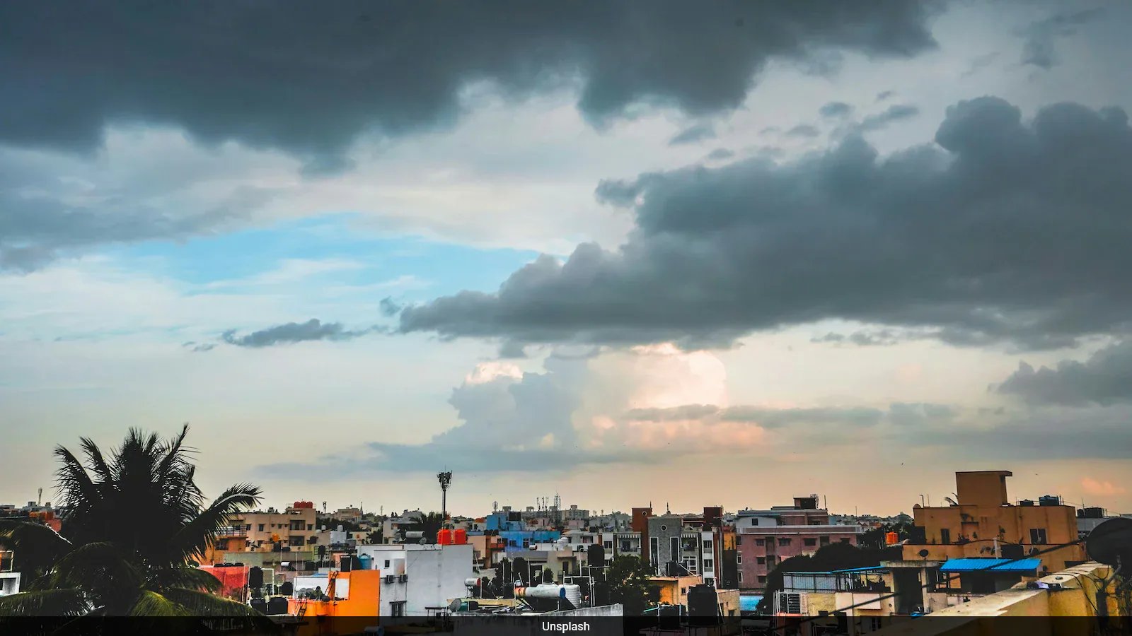 IMD Issues 60 km/h Gust Warning for Delhi‑NCR Amid Hail, Oct 14