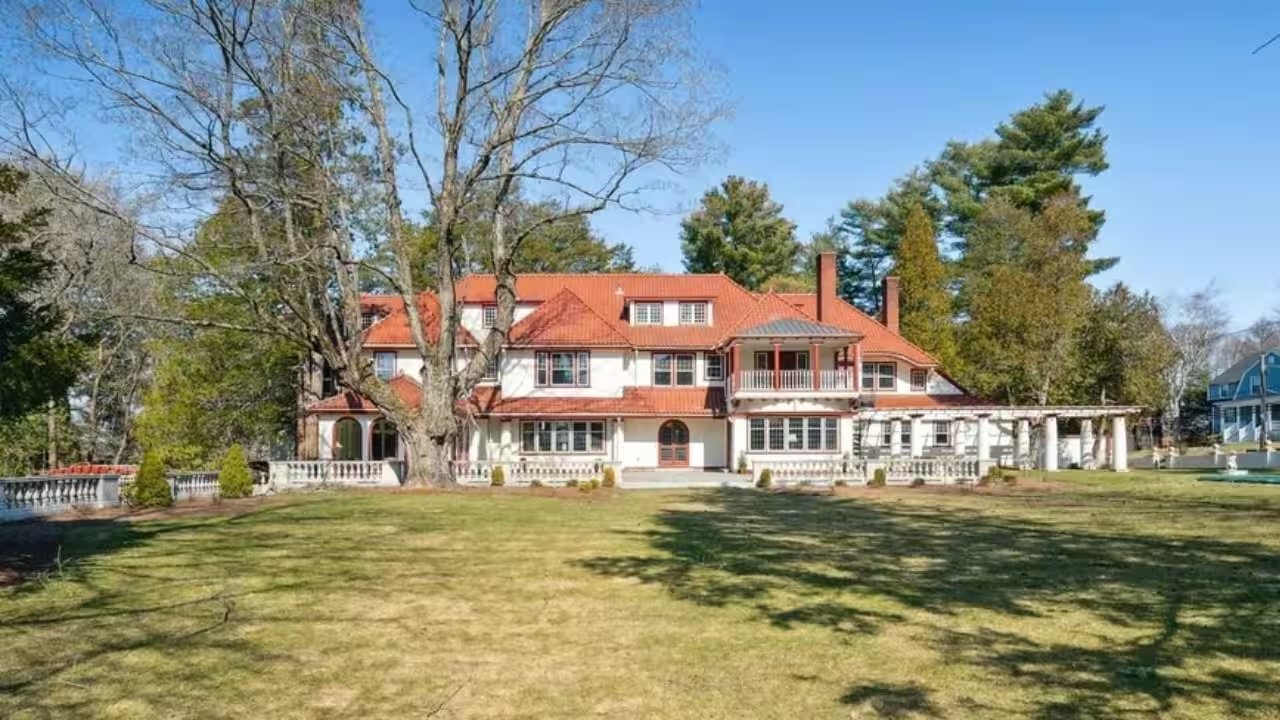 Hopedale's Scandal-Linked Crossways Mansion Hits Market for $3.5 Million