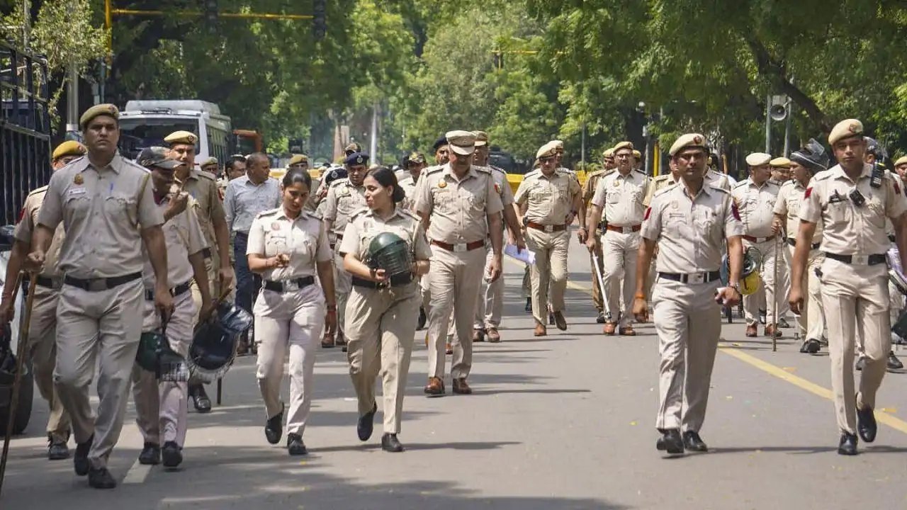 Delhi Deploys 6,000 Police Ahead of CJP Protest at Connaught Place
