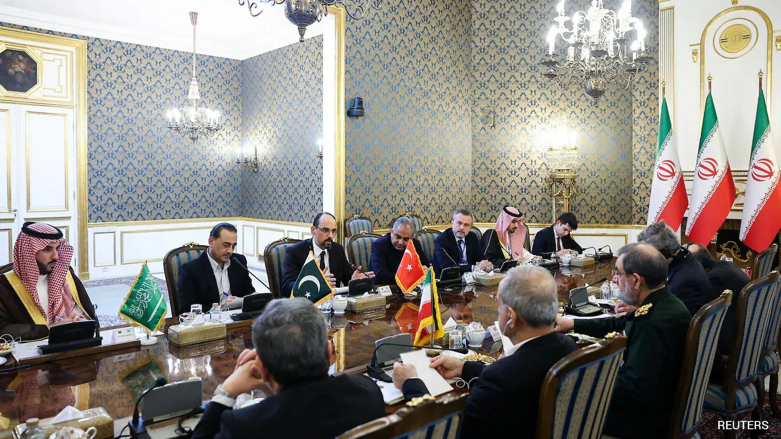 Prince Khalid bin Salman Leads Saudi Delegation to Tehran to Halt 8‑Month War