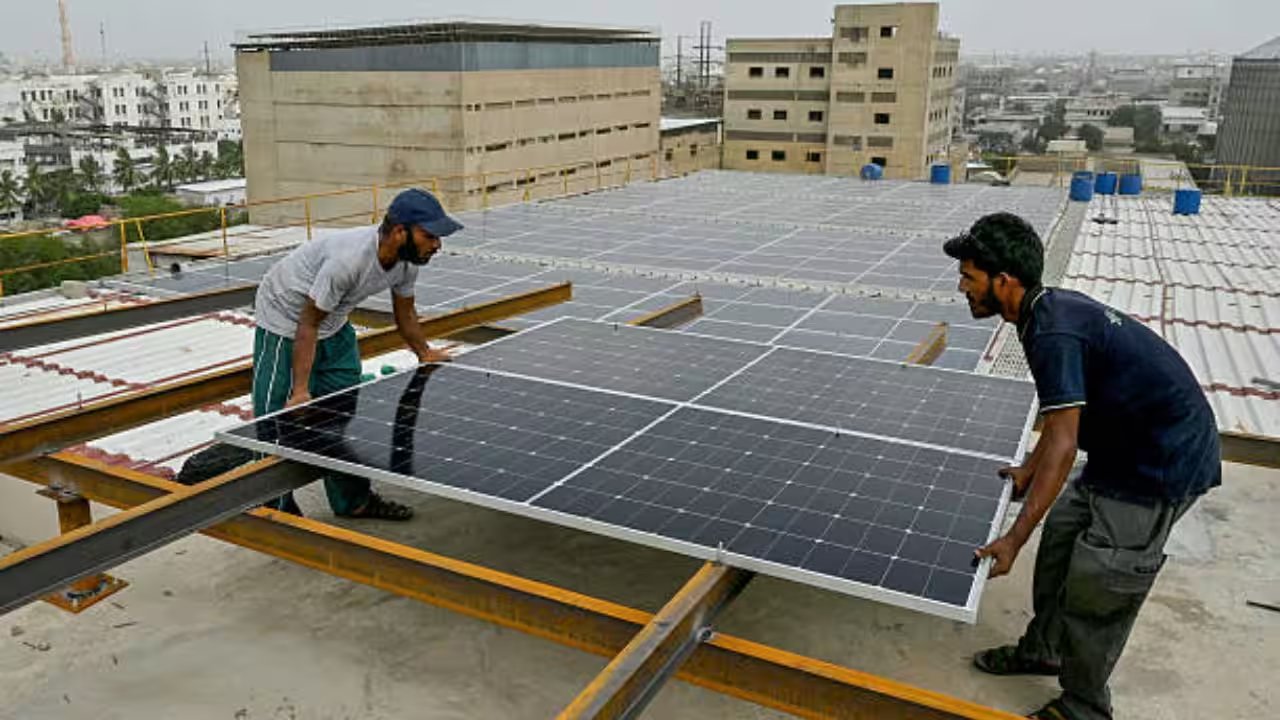 Pakistan Saves $12 Billion on Fuel Imports Through Massive Solar Adoption