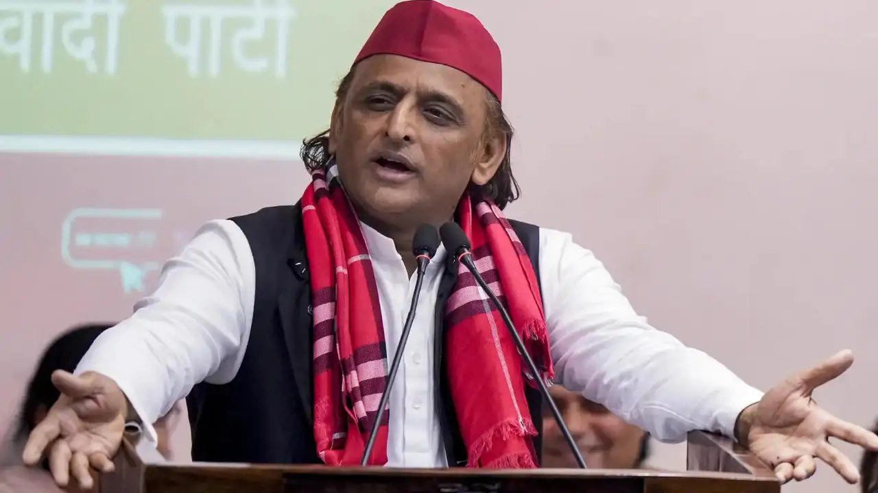 Akhilesh Yadav Accuses UP Police of Acting as BJP Workers, Demands Reforms