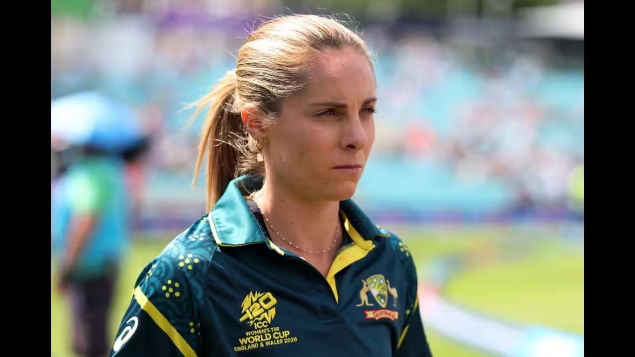 UP Warriorz Secure Sophie Molineux for Rs 1.10 Crore, Outmaneuver RCB