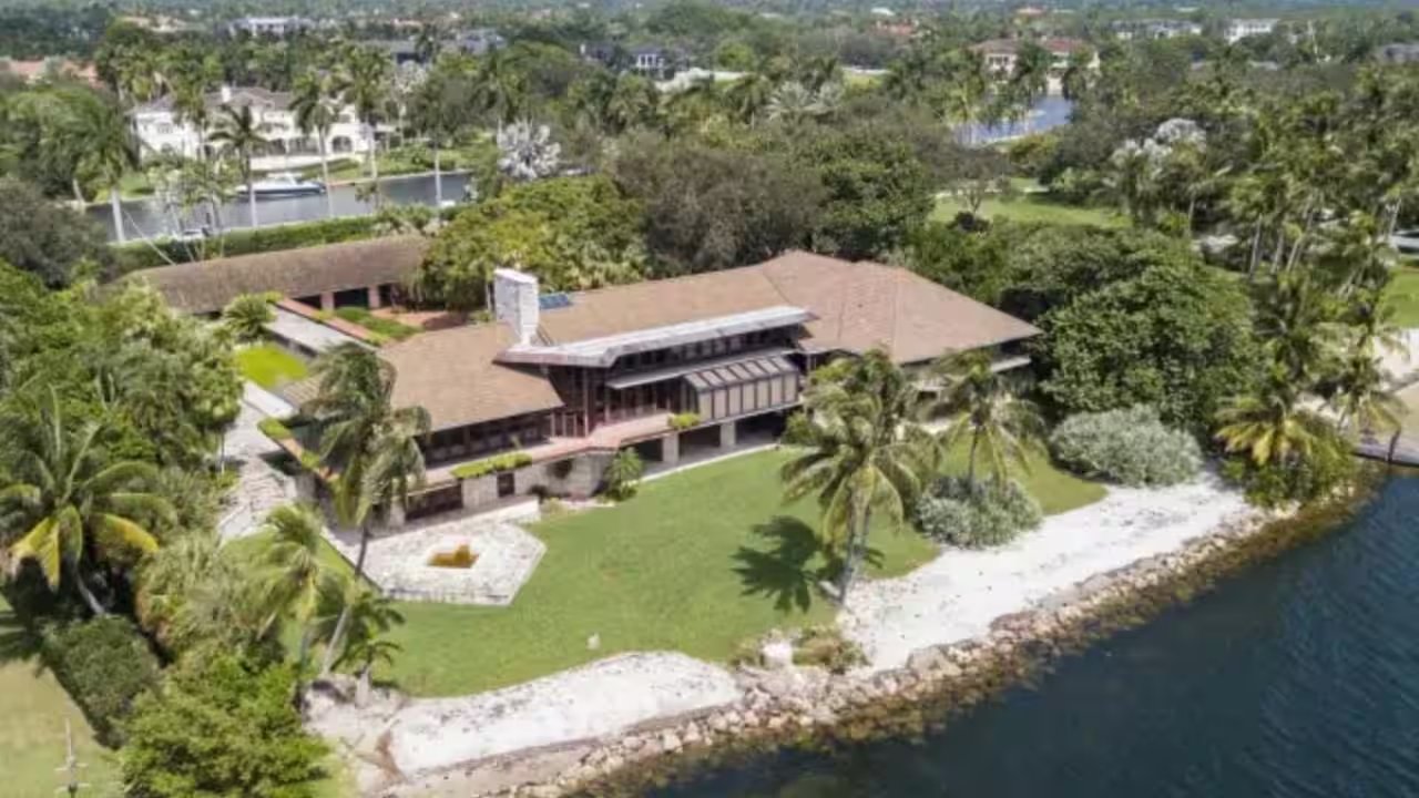 Texas Developer Felix Sorkin Demolishes 1963 Alfred Parker Wood Residence in Coral Gables
