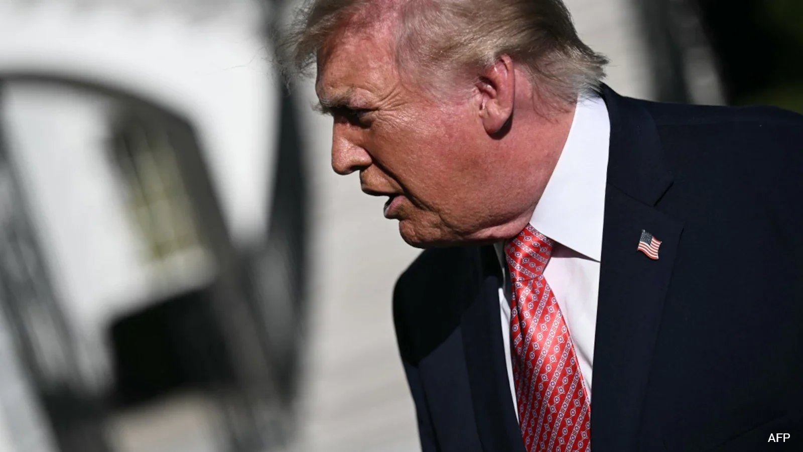 Trump Blames Immigration for French Riots, Predicts Paris Will Soon Be Muslim City