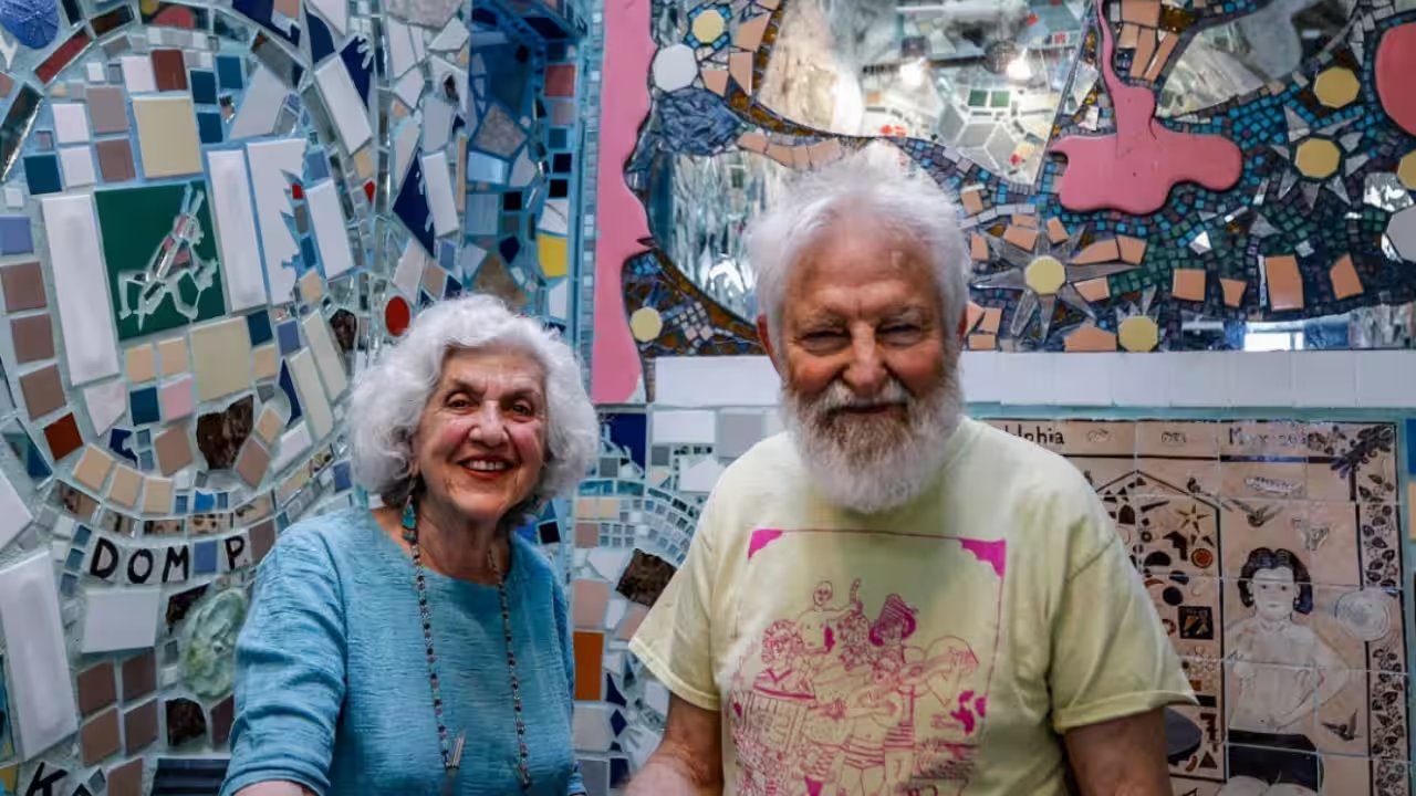 Isaiah Zagar Saves 3,000‑sq‑ft Magic Gardens from 2004 Demolition Threat
