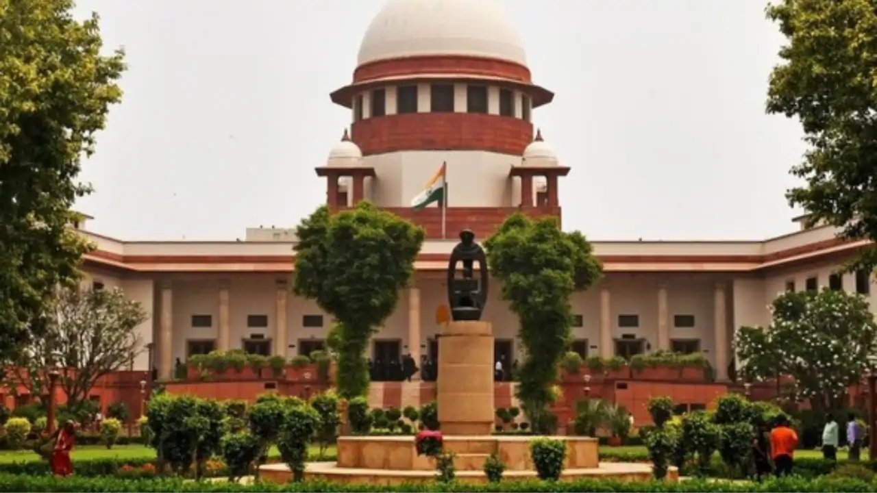 Supreme Court Issues Notice on Alleged Illegal Deportation of West Bengal Resident