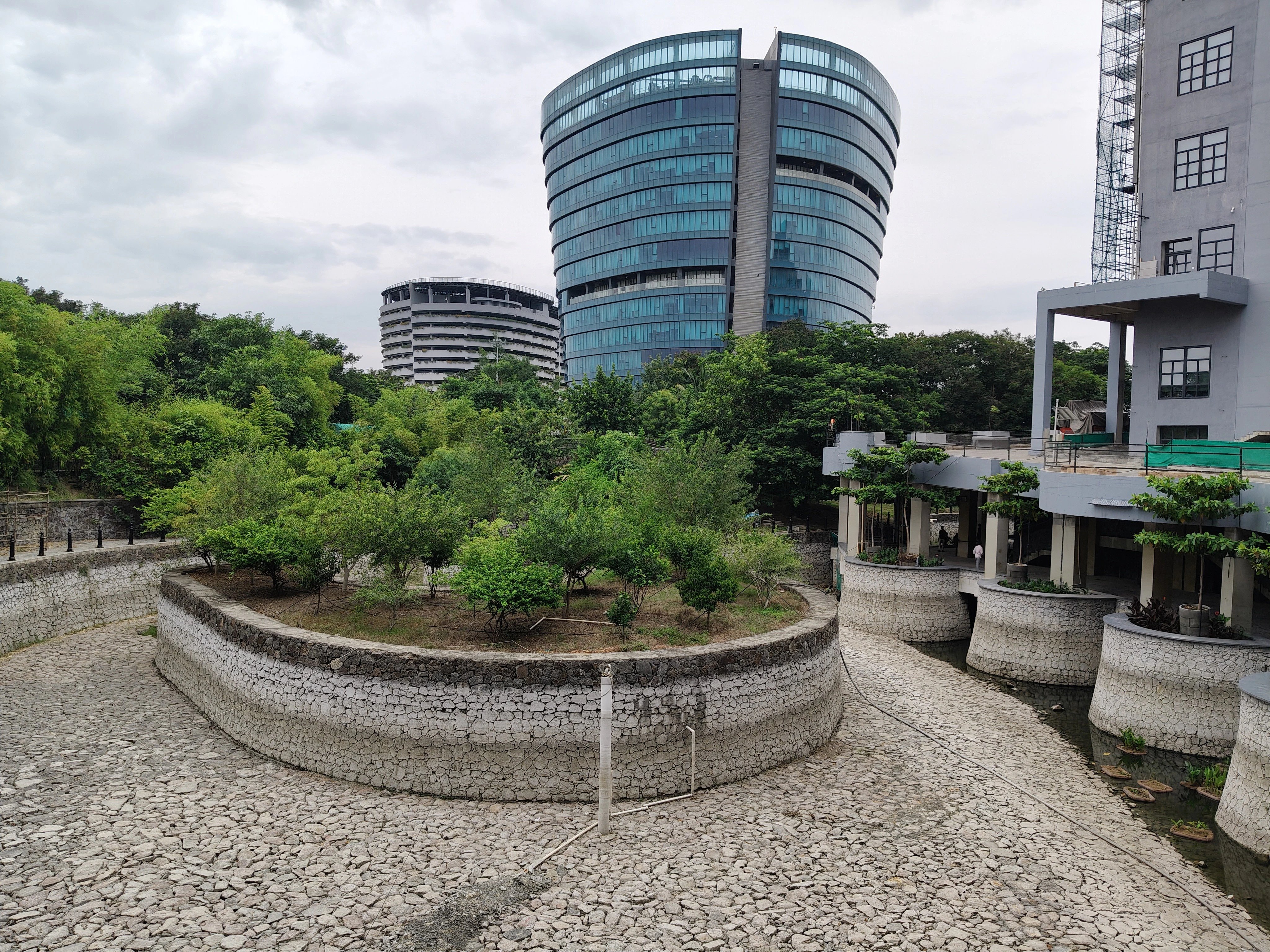 Zoho Unveils 64‑Acre Sustainable Campus Near Chennai, Designed for 15,000 Employees