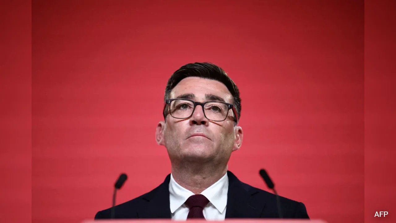 UK Prime Minister Andy Burnham Points to Iran in RAF Fairford Terror Plot