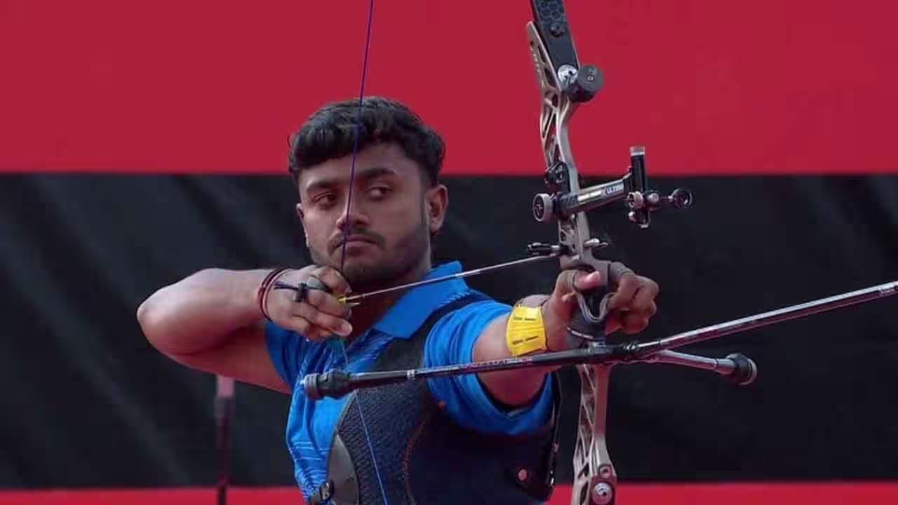Neeraj Chauhan Clinches Bronze with 6‑4 Victory Over Dhiraj Bommadevara