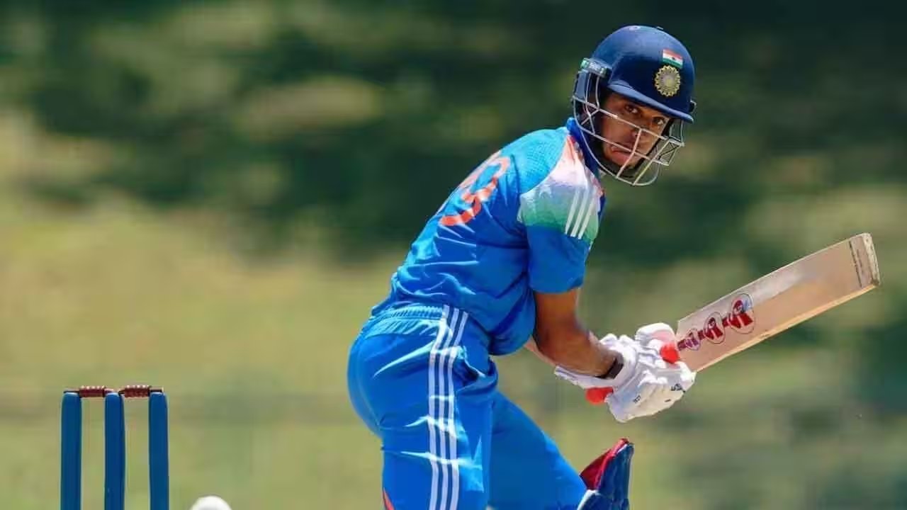 Aaryavir Sehwag Debuts, India U-19 Edge Australia by 7 Runs