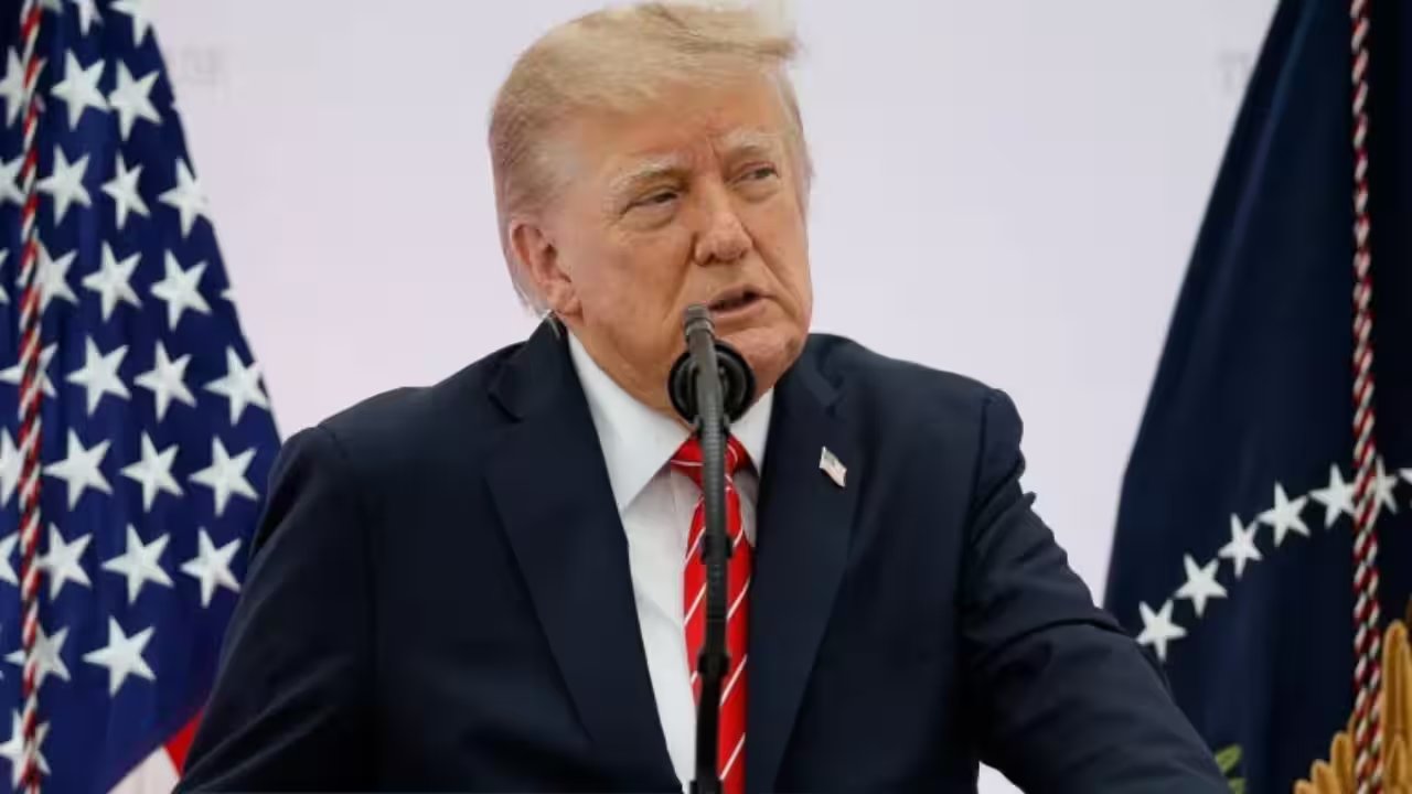 Trump Reschedules Iowa and Kansas Rallies to Sunday Amid Senate Fight