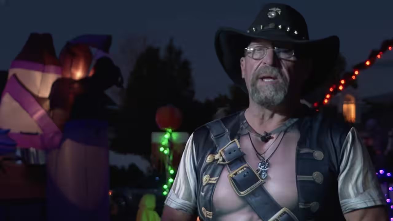 Kelly Hertel's Clinton Yard Turns 400-Hour Terroride Tribute Into Charity‑Driven Halloween Attraction
