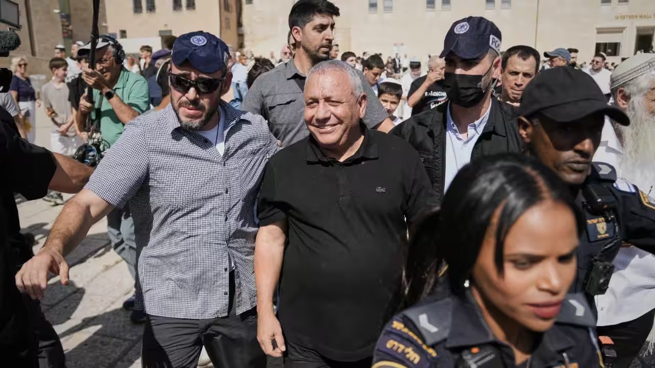 Gadi Eisenkot Challenges Netanyahu Ahead of 2026 Israel Election