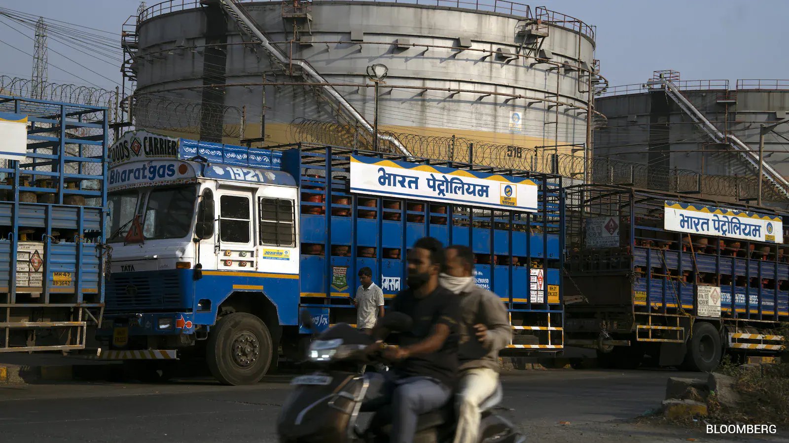 NIFTY 50 Faces $2.1B Foreign Outflow as Oil Prices Surge
