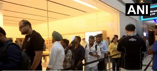 Apple Launches iPhone 18 Pro Series, Fans Queue for First Units