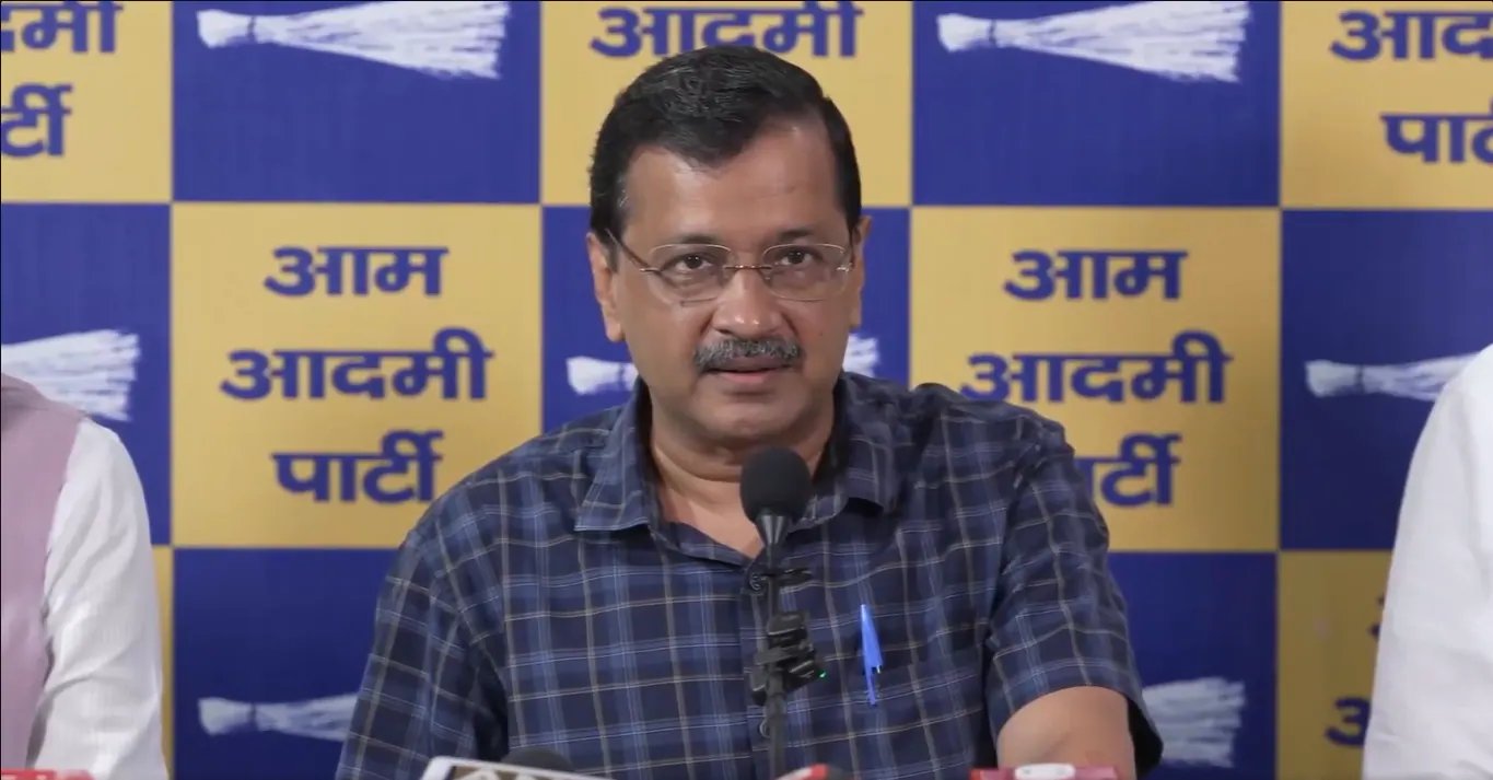 AAP Accuses BJP of Black Emergency After Police Detain Protesters at Jantar Mantar
