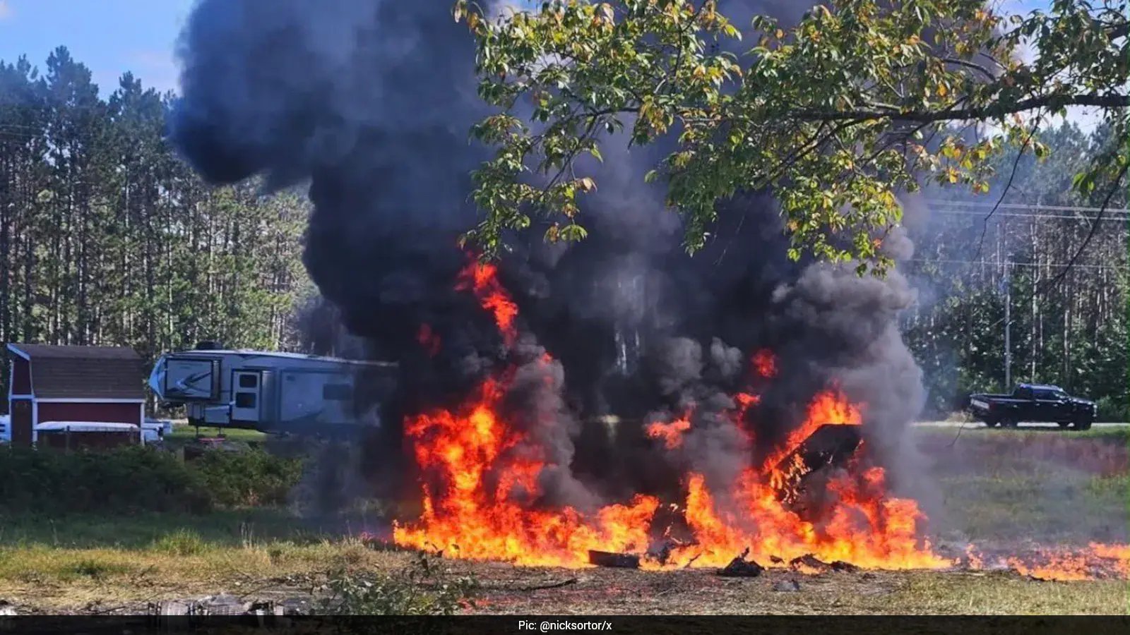 Texas Air National Guard F‑16 Crashes Near Traverse City, Pilot Ejects