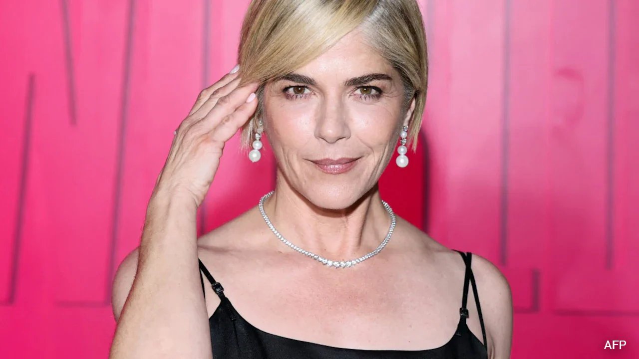 Selma Blair Arrested After Delta Flight Chaos: 911 Audio Reveals Head Bashed