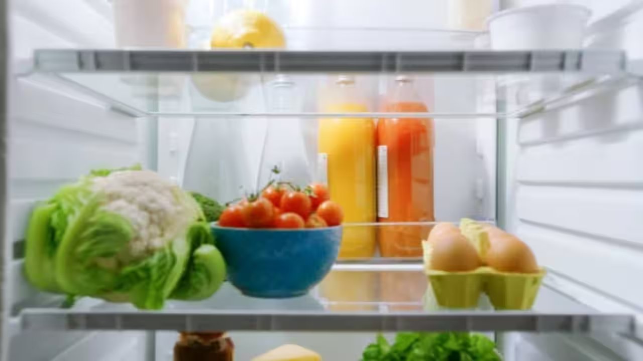 Keep Your Fridge Shut: The 4-Hour Rule for Safe Food During Power Cuts