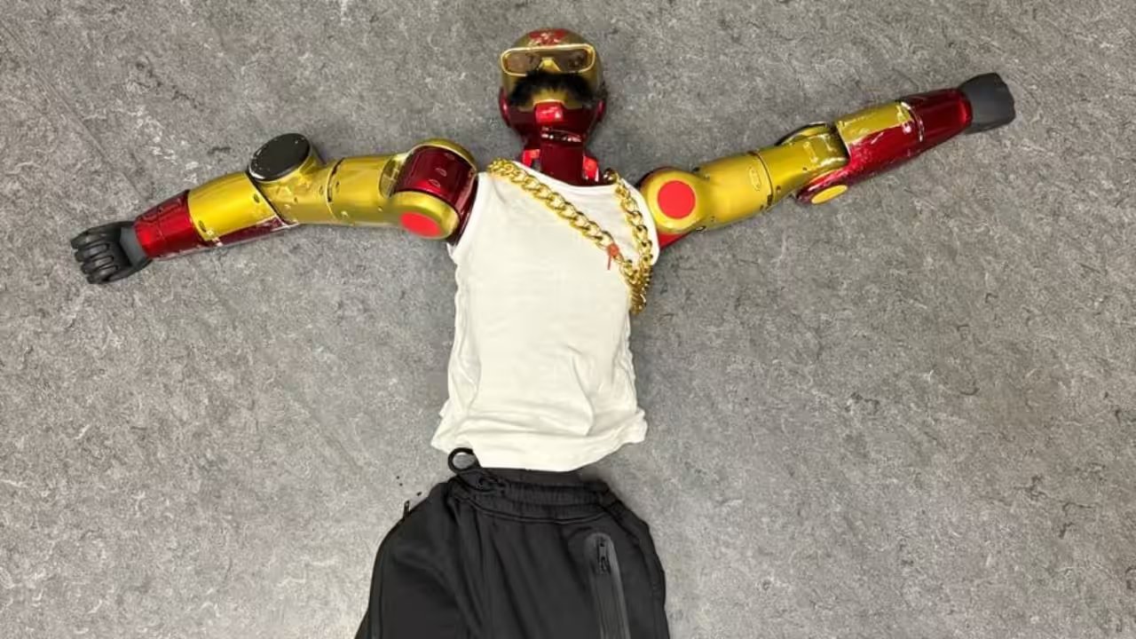 Cologne Robot Gropes 16-Year-Old Girl, Livestreamed; Police Probe Teens