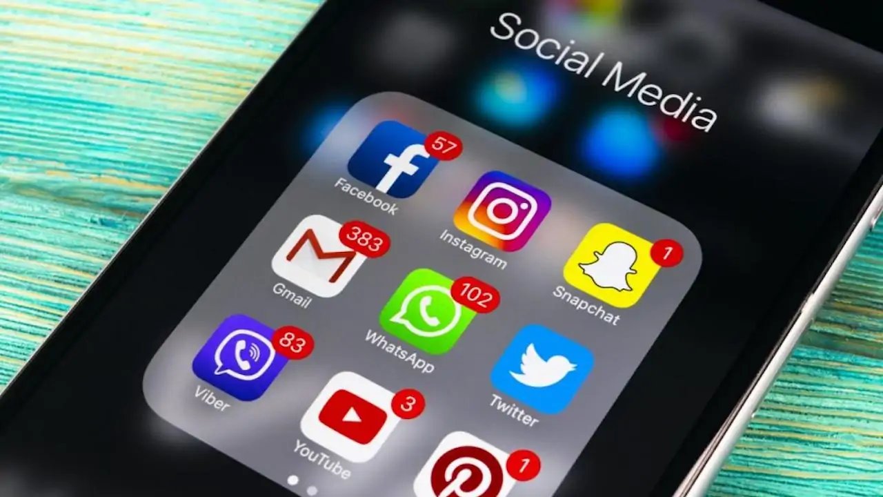 MeitY Urges Platforms to Act on Unlawful Content Amid SIR Protests, Oct 8