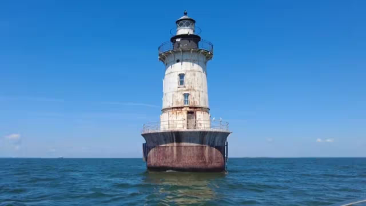 Rich Cucé Purchases 1902 Hooper Island Lighthouse for $192,000 to Revive Chesapeake Bay