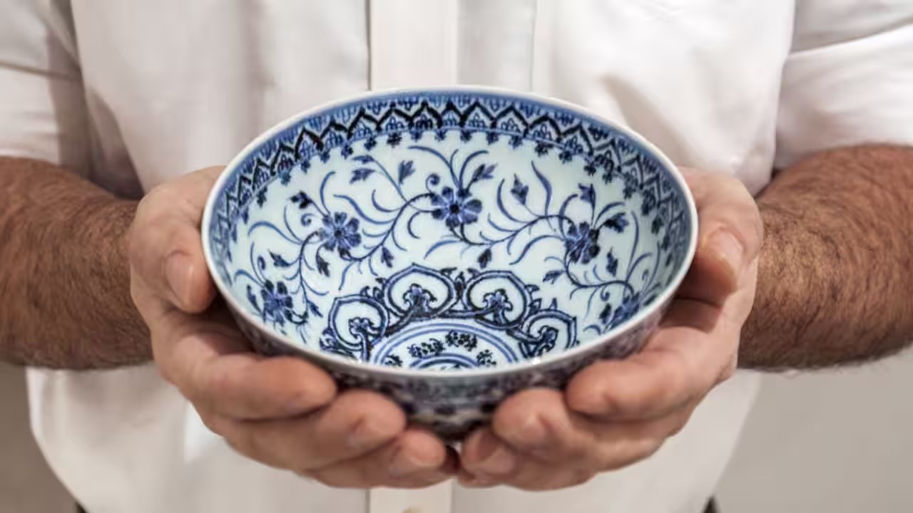 Connecticut Man Buys $35 Bowl, Sells for $721,800 at Sotheby’s