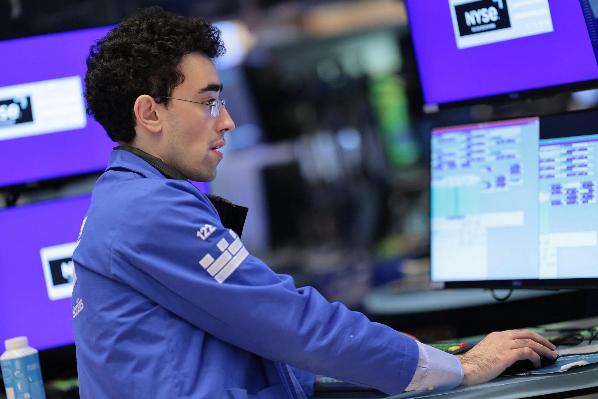 NIFTY 50 Climbs 0.3% Ahead of Fed Minutes, CPI Data