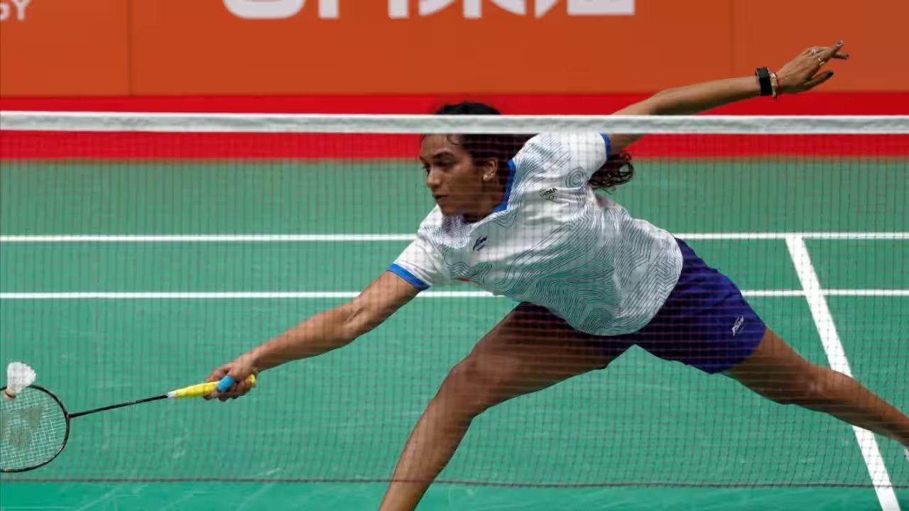 Sindhu Wins 21‑15, 21‑15 to Reach Arctic Open Quarter‑Finals
