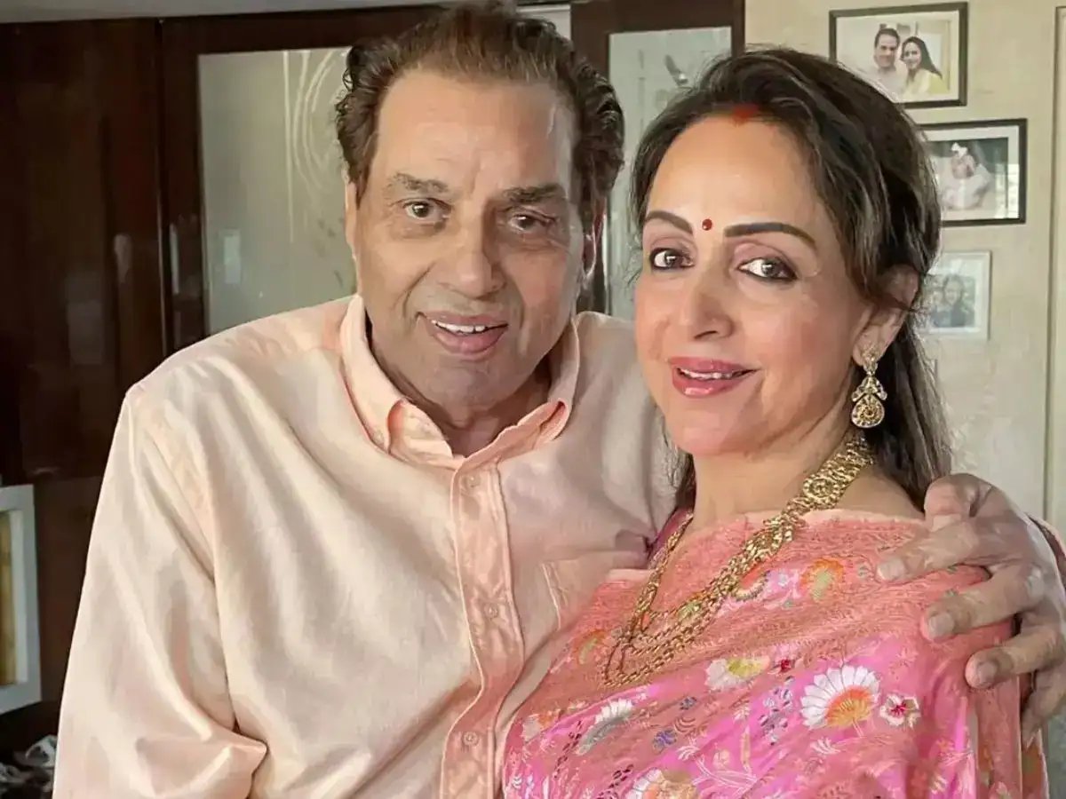 Hema Malini Confesses Love at First Sight With Dharmendra, Marrying Him in 1980