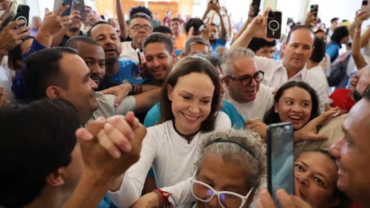 Nobel Laureate María Corina Machado Returns to Venezuela, Defying US Warnings