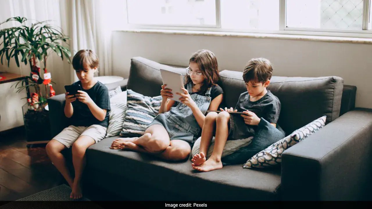 OECD PISA 2025: Global Student Math Scores Plunge To 469 As Screen Time Soars