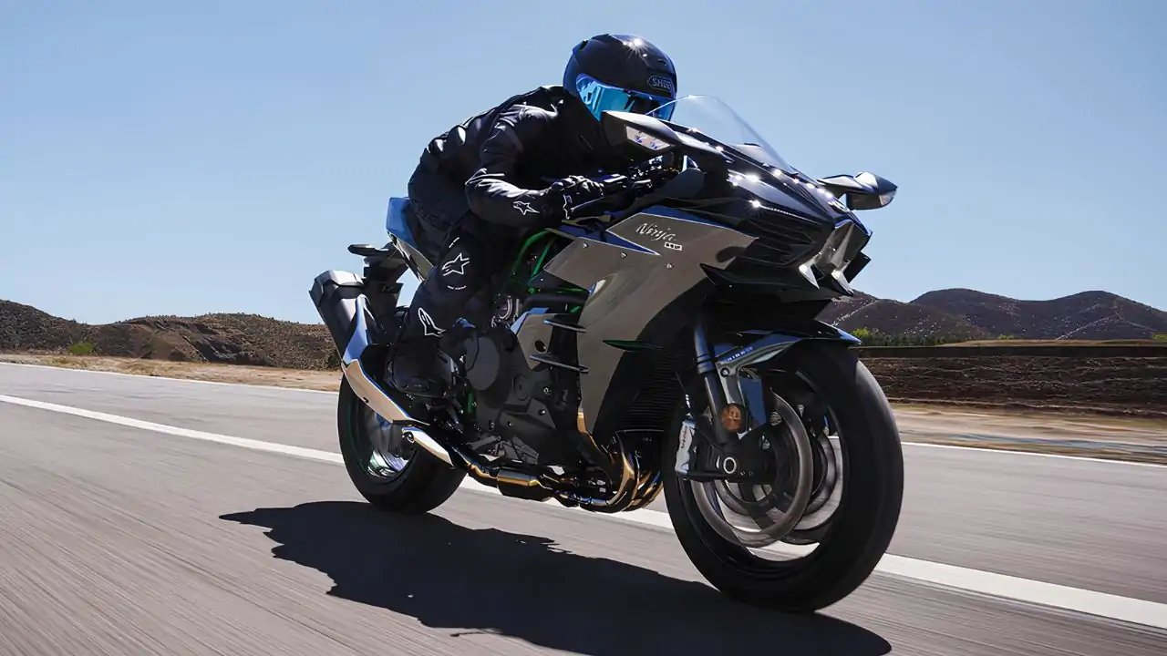 Kawasaki Ninja H2 Debuts 209hp 2027 Model at €28,600