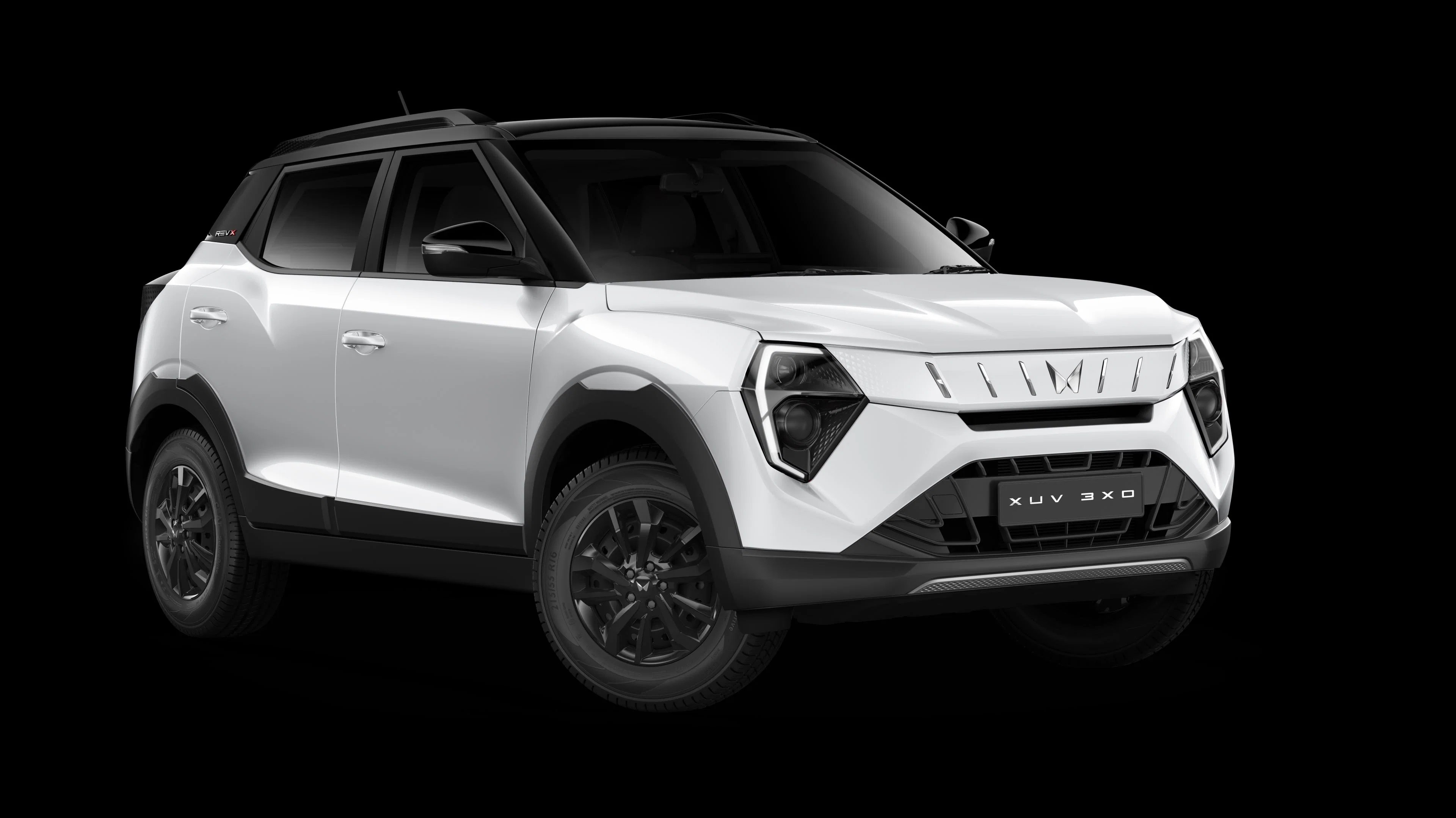 Mahindra XUV 3XO REVX EDGE Launches at ₹9.39 Lakh with Sunroof
