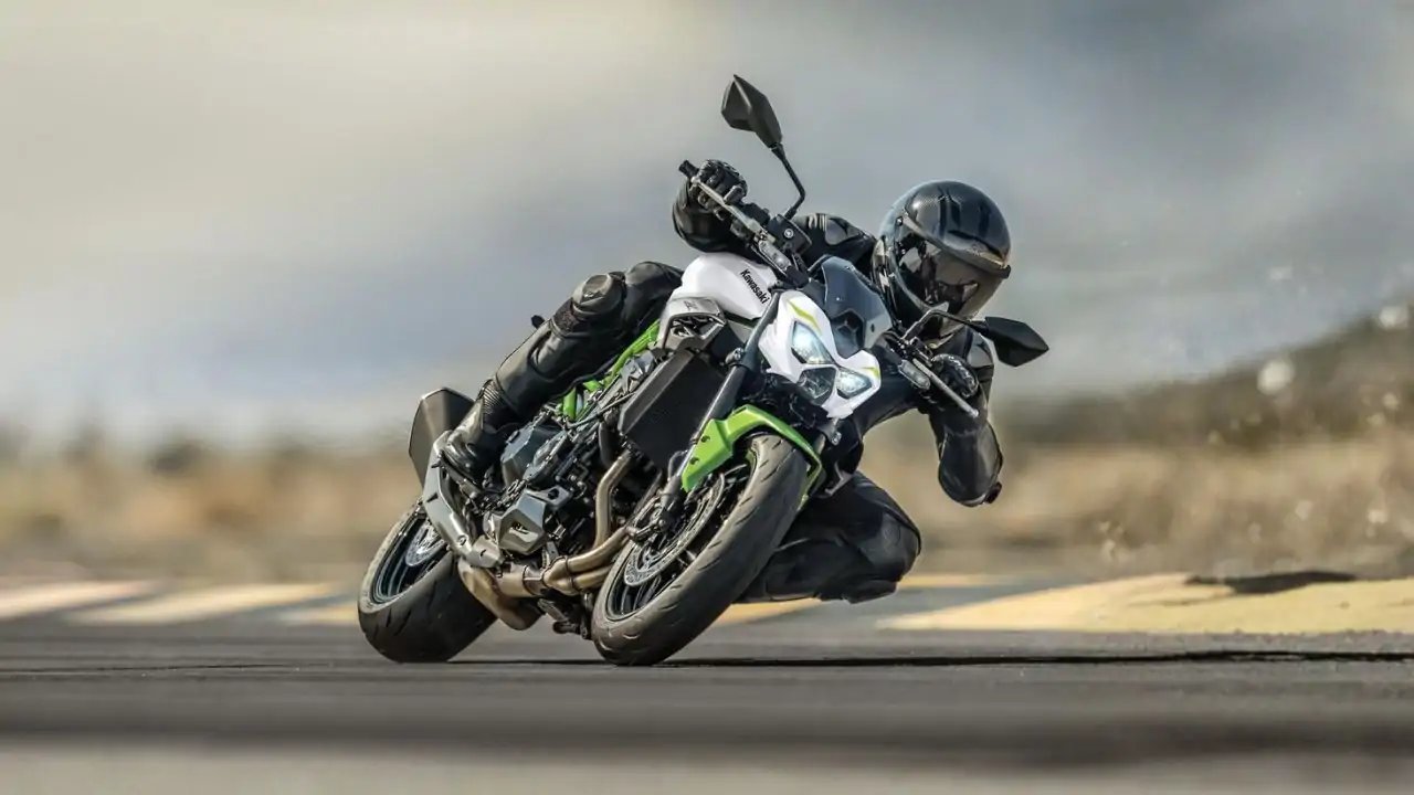 Kawasaki Z900 Launches at ₹9.99 Lakh with 124 hp 948cc Engine