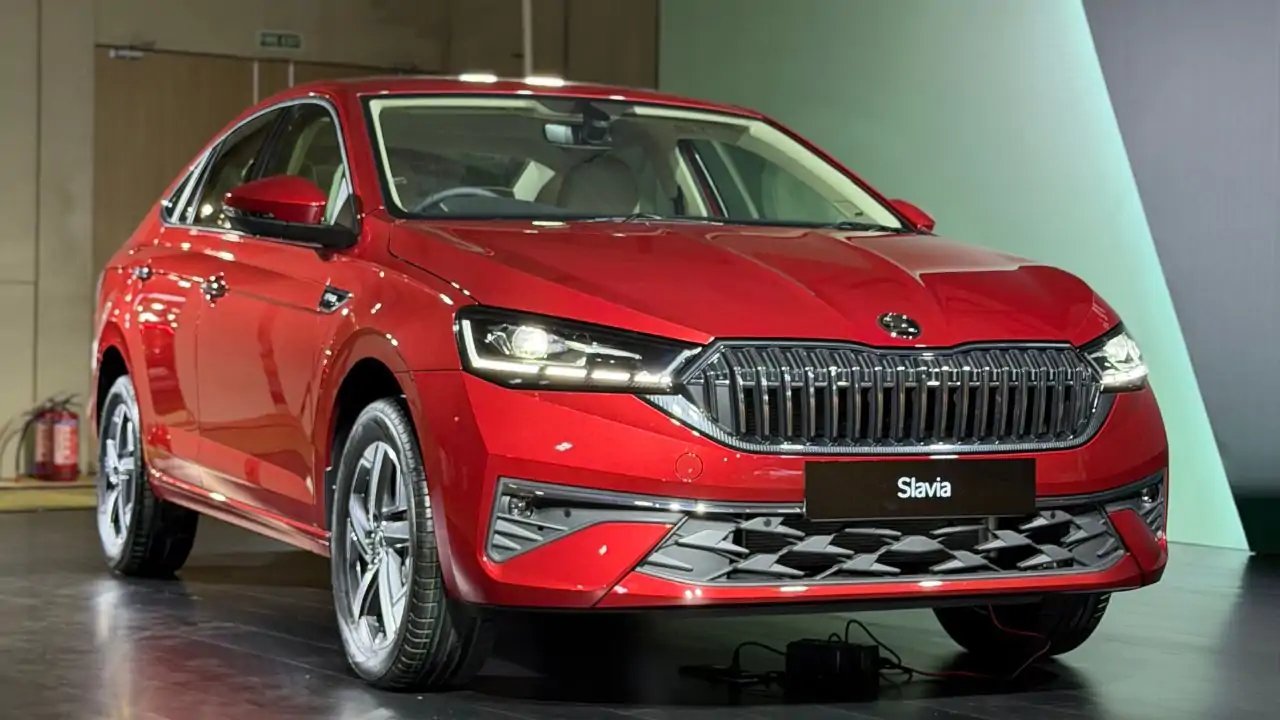 Skoda Slavia Facelift Launches at ₹9.99 Lakh, Adds 8‑Speed Automatic