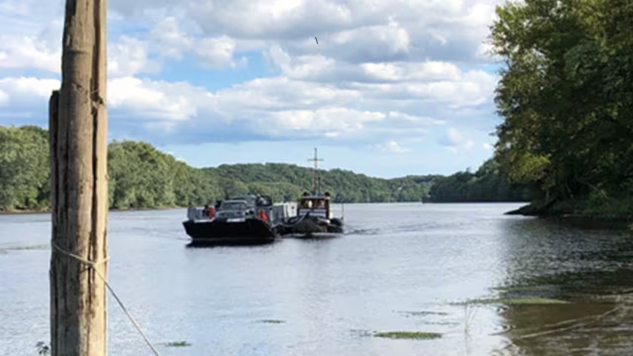 Rocky Hill Ferry Transports Three Cars Daily Since 1655