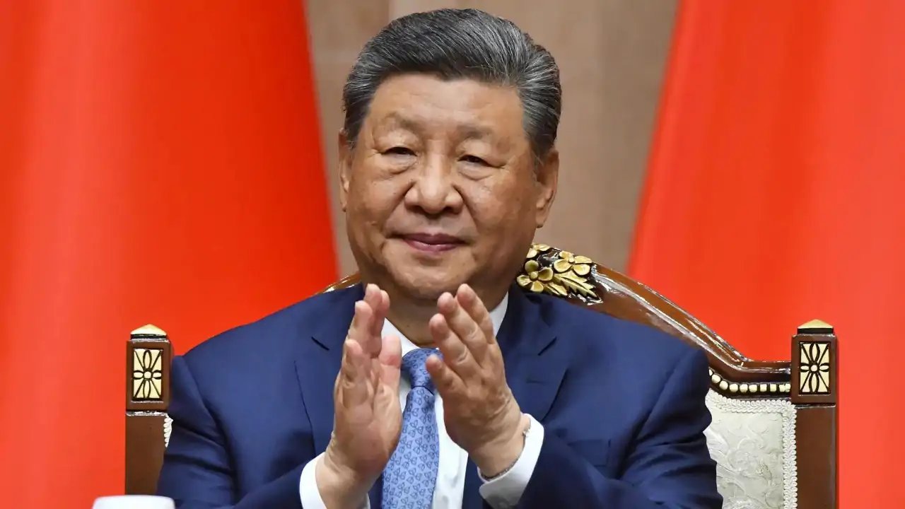 Xi Jinping Faints at BRICS Summit in New Delhi, Departs on May 28