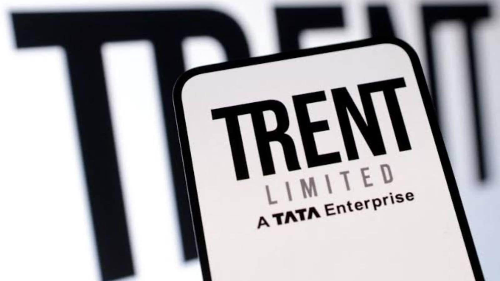 Trent Ltd Revenue Soars 23% to ₹5,788 Crore, Shares Slip 0.86%