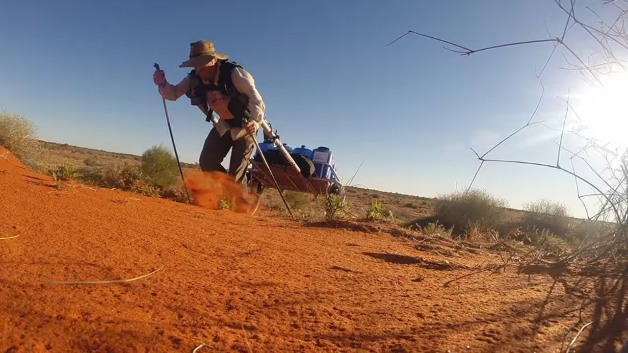 Denis Bartell Walks 390 km Solo Across Simpson Desert in 1984