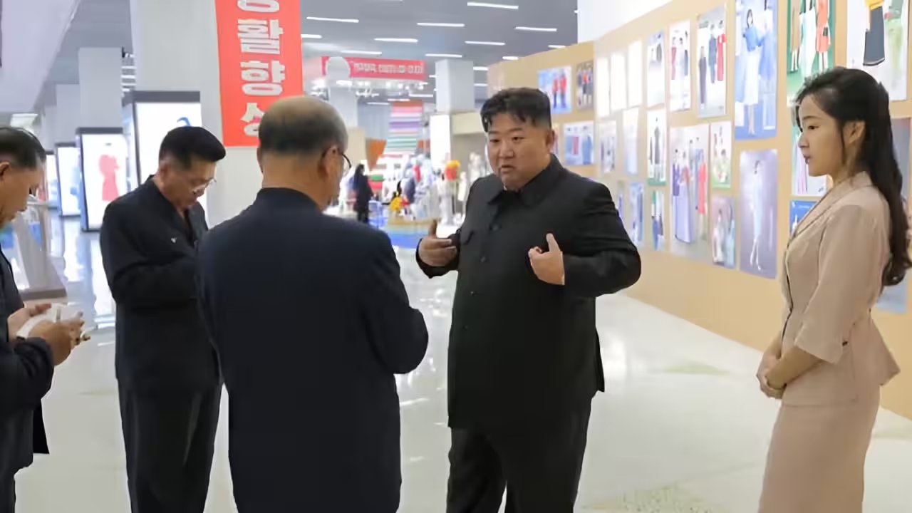 North Korea Releases Kim Jong Un Photos, Denying Death Rumours Amid 42‑Year‑Old Leader's Health Scare