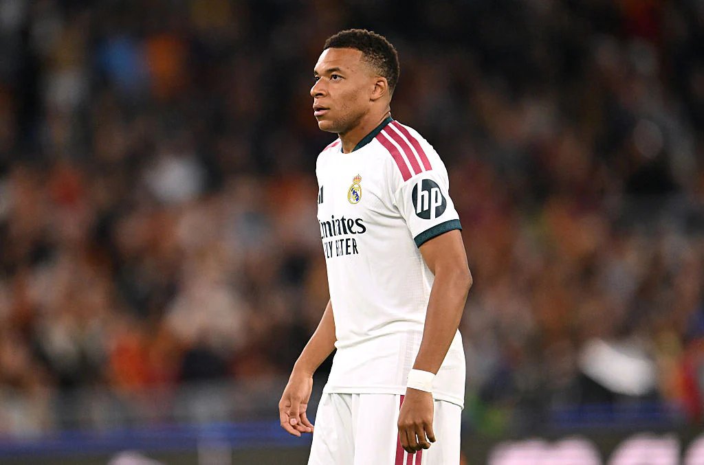 Mbappe apologizes as China removes his posters nationwide