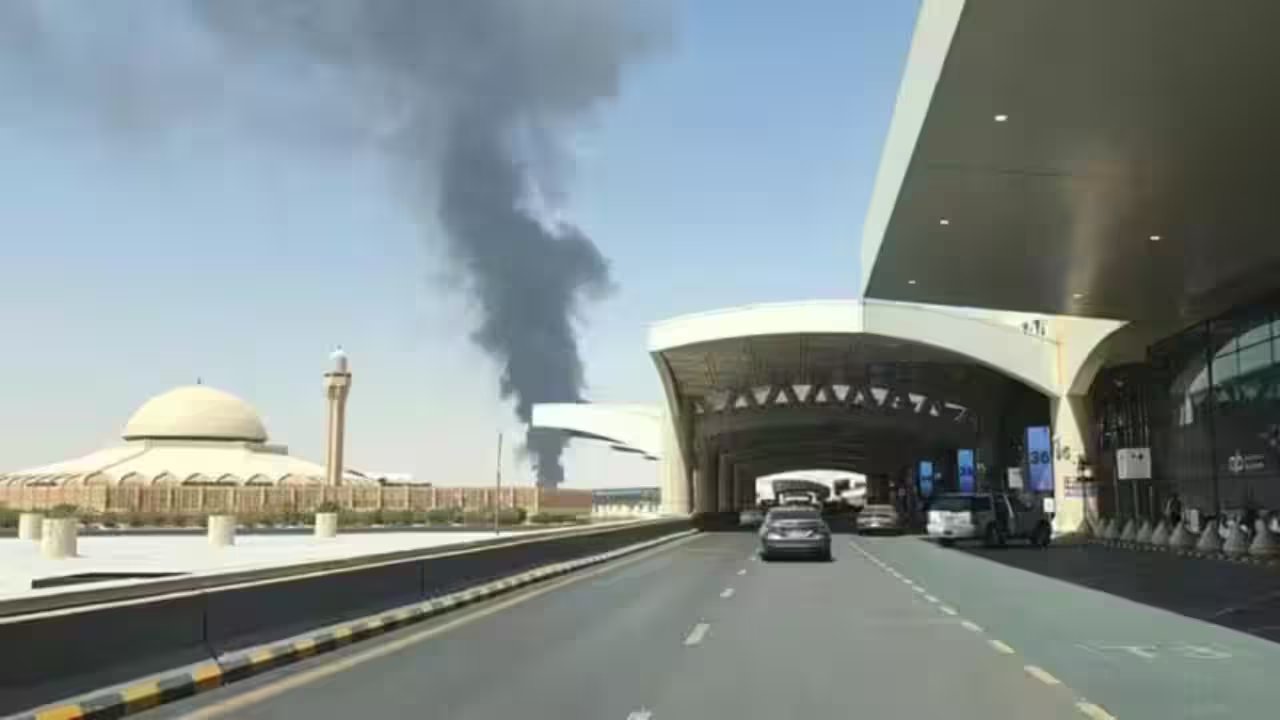 Houthis Hit Riyadh, Dammam Airports; Saudi Death Toll Hits 18