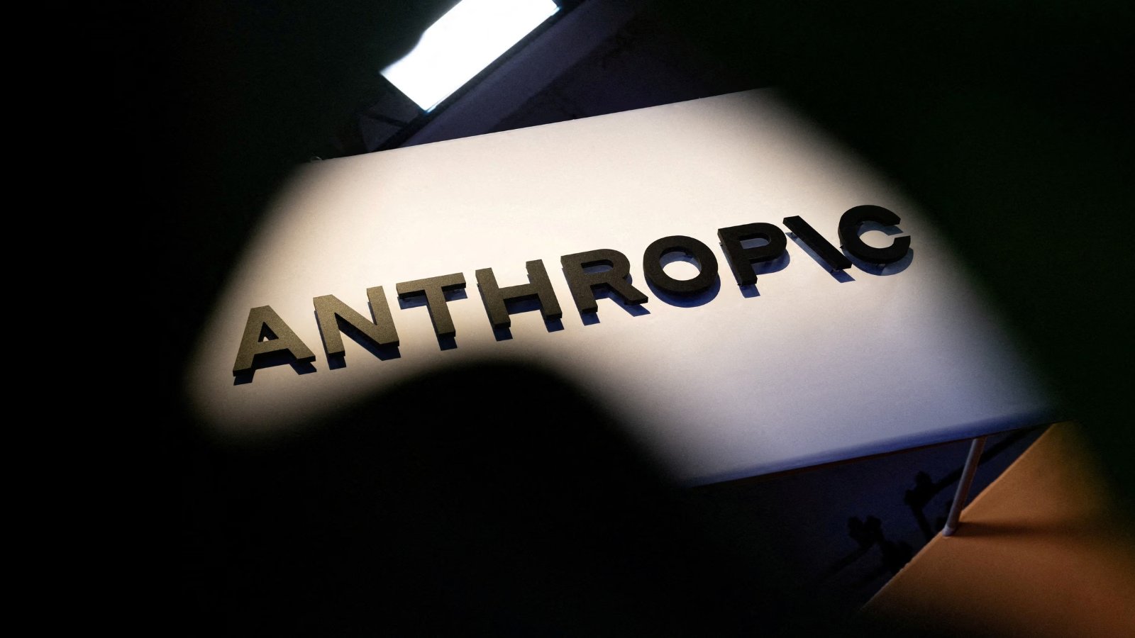 Anthropic IPO Plans $518B Capex, Forecasts 12‑Fold Revenue Growth