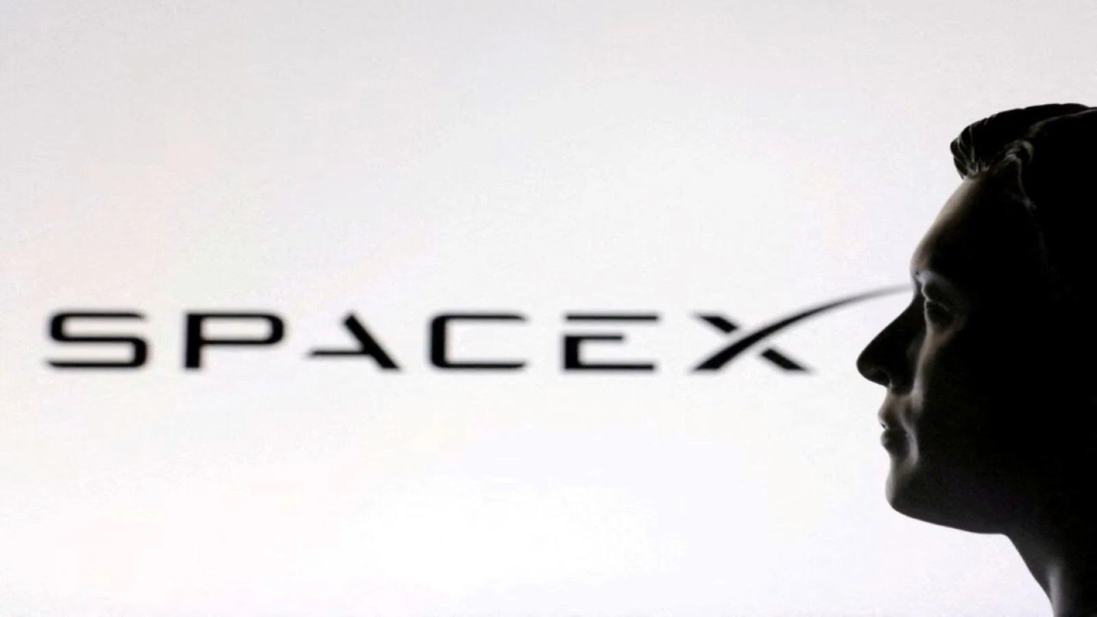 SpaceX Q3 Revenue Soars 161%, Beats Estimates, Shares Surge 8%