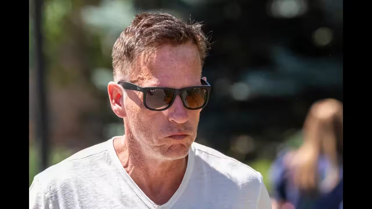 Peter Thiel Says Apple Has Invented Nothing New Since Steve Jobs Died