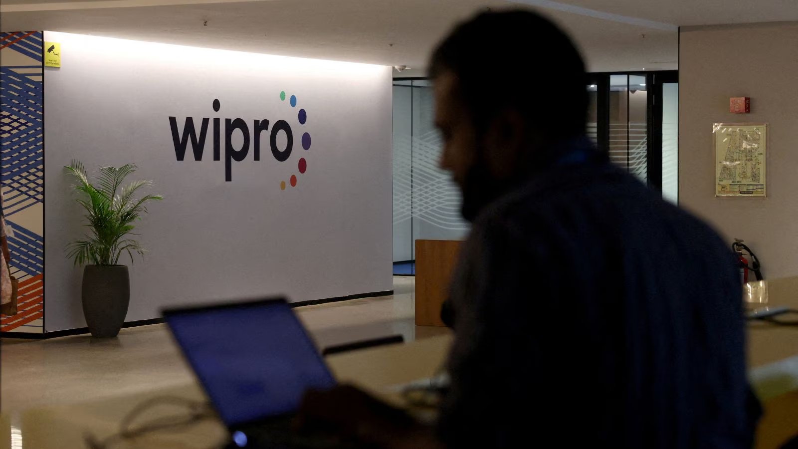 Wipro ADRs Down 1.1% After Earlier 4.5% Fall, Q3 Revenue Outlook Misses Estimates